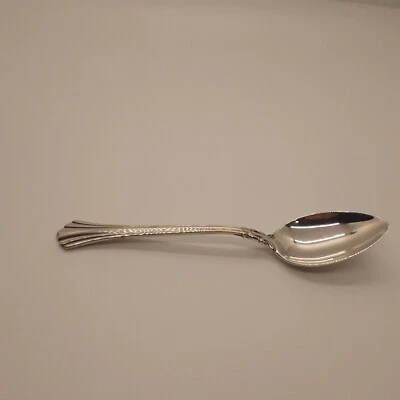 Cubiertos de plata esterlina del siglo XVIII Reed And Barton - cucharadita 6-1/8" Foto 1 de 4