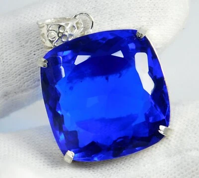 Excelente colgante natural de tanzanita azul de Tanzania de 116,10 quilates piedra preciosa certificada Foto 1 de 4