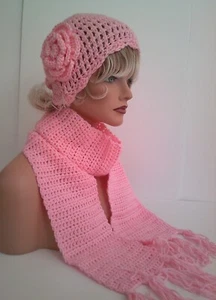 BABY PINK HAND CROCHET FLOWER HAT AND SCARF SET BEANIE SKULL SKI CAP TAM - Picture 1 of 6