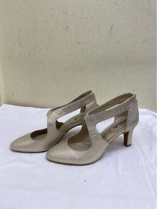 Life Stride Damengröße 8 goldfarbene Pumps - Bild 1 von 9
