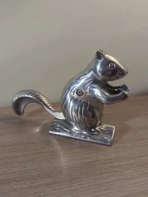 NUTTY SQUIRREL ON LOG NUTCRACKER CAST ALUMINUM SQUIRREL NUTCRACKER - Image 1 of 4