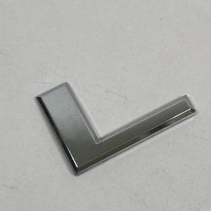 2003-2007 Nissan Murano SL Emblem Logo Letter 'L' Rear Tailgate Trunk Chrome - Picture 1 of 10