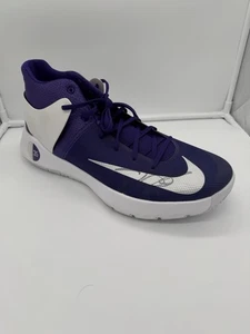 Kevin Durant Size 17 Shoe Autographed And PSA Authentic  - Picture 1 of 3