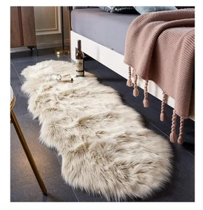 Kunstfell Teppich, Flauschiger Shaggy Vorleger Ultra Weich 2 x 2 x 6 ft, C-Beige - Bild 1 von 2