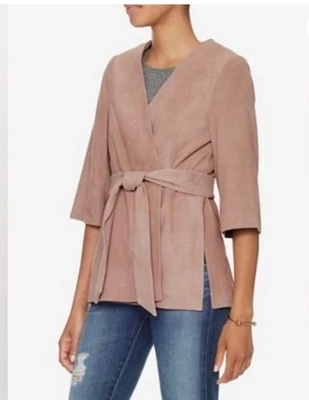 $595 INTERMIX EXCLUSIVO CUERO GAMUZA GENUINO ENVOLTURA KIMONO TALLA PEQUEÑA Foto 1 de 4