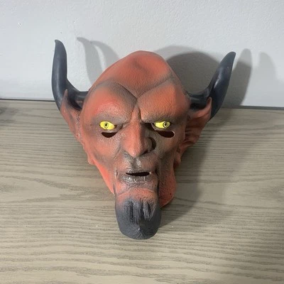 MASCARILLA FACIAL COMPLETA DIABLO ROJO VINTAGE AÑOS 80 90 CUERNOS DE SATANÁS OJOS AMARILLOS Foto 1 de 4