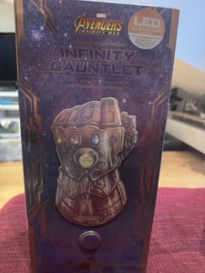 Marvel Avengers Infinity Gauntlet 1/4 Scale Collectible mit LED – Hot Toys – OVP - Bild 1 von 4