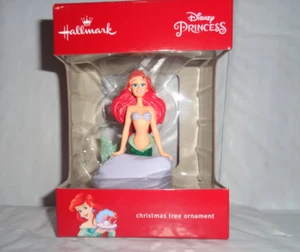2017 - Hallmark / Disney Princess - Ariel / Little Mermaid - Rock Ornament - New - Picture 1 of 3