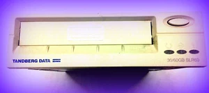 TANDBERG DATA SLR60 30-60 GB Streamer SCSI-Bandlaufwerk mit Garantie - Bild 1 von 5