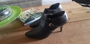 APRI ( by Italian Shoemakers) booties - Picture 1 of 8