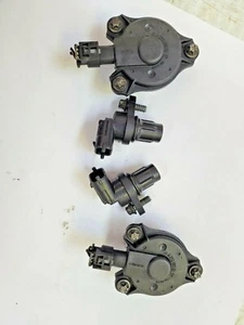 MERCEDES-BENZ SLK 350 RIGHT HAND SET of CAMSHAFT SENSORS W/BOLT- USED - Picture 1 of 3