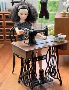 1:6 Doll Vintage Sewing Machine Miniature Sewing Table Chair Sewing Scissors - Picture 1 of 13