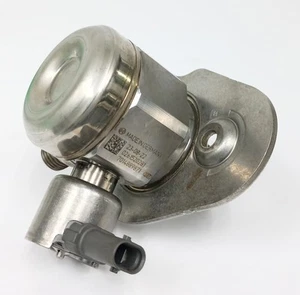 Bosch Direct Injection High Pressure Fuel Pump 0261520281 for BMW 328i 2012-2018 - Picture 1 of 7