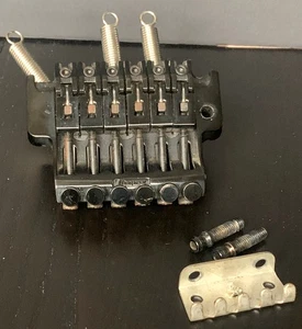 Puente de guitarra Ibanez Edge III Floyd Locking Tremolo negro - Imagen 1 de 12