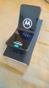 Motorola Razr Plus 2024 - Zdjęcie 1 z 6