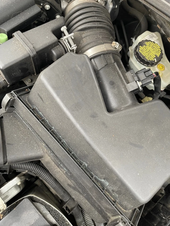 2013 2014 2015 NISSAN ALTIMA OEM ВОЗДУХОЗАБОРНИК КОРПУС С ДАТЧИКОМ РАСХОДА ВОЗДУХА - Изображение 1 из 1