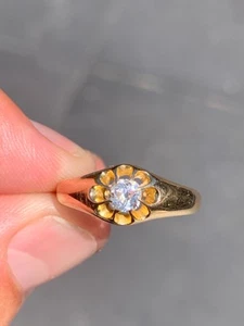 18ct gold diamond 1/4ct gypsy solitaire ring 1901 - Picture 1 of 9