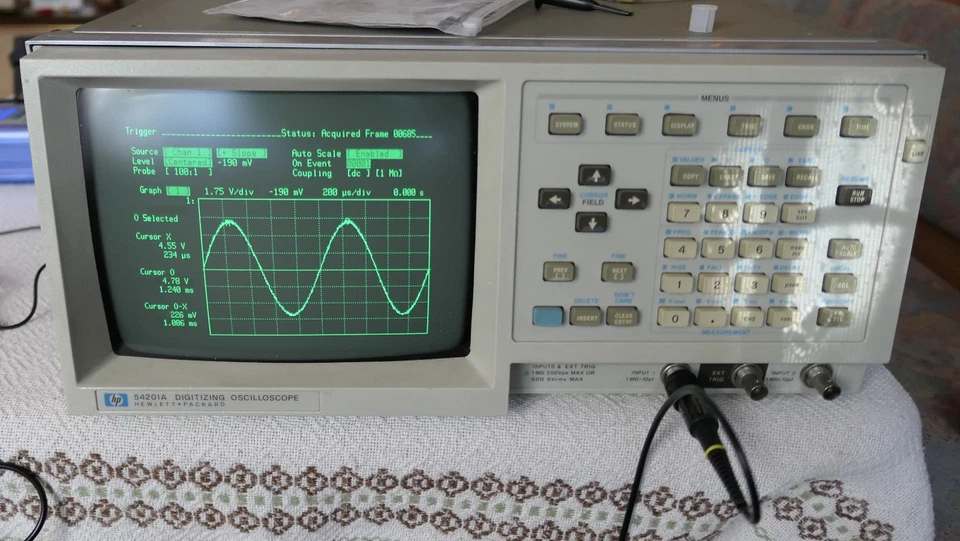 Oszilloskop digital 2 Kanal, 300MHz Bandbreite - Bild 1 von 4
