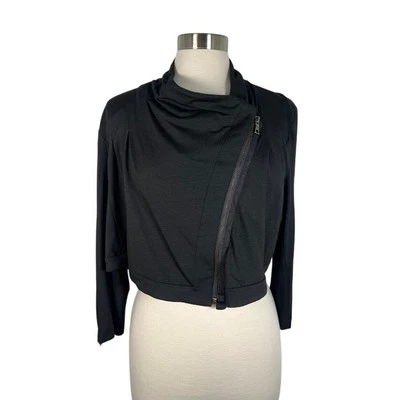 Chaqueta para mujer Cynthia Steffe asimétrica con cremallera negra manga larga recortada Foto 1 de 4