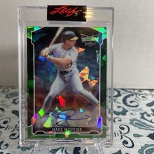 2022 Leaf Vibrance Green Crystals Mark McGwire auto /7 #BA-MM2 Oakland A's