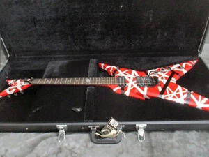 Dean RZR Razorback guitar EVH tribute guitar - Picture 1 of 15