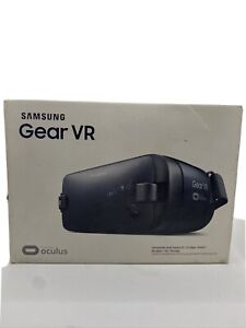 Samsung Gear VR 2 Oculus Virtual Reality Headset SM-R323 Open Box