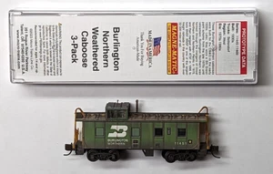 MTL Micro-Trains 10045062 Burlington Northern BN 11451 caboose FW F Weathered - Picture 1 of 3