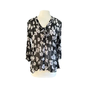 Sundance Silk Pleated Quarter Sleeve Lightweight Sheer Floral Blouse Size Medium - Picture 1 of 10