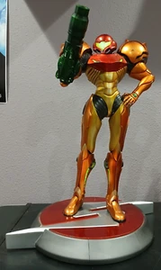 First 4 Figures - Samus Varia Suit Exclusive #1856 - Picture 1 of 4