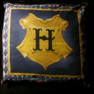 Harry Potter Square Pillow and Removable Washable Case H 15"x15" Blue Gold Red - Picture 1 of 2