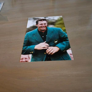 PHIL MICKELSON 8 X 13 PHOTO GOLF PICTURE PGA # 2 - Picture 1 of 1