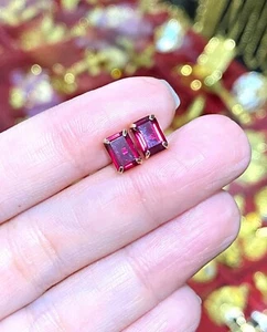 2CT Emerald Lab Created Pink Ruby Solitaire Stud Earring 14k Yellow Gold Plated - Picture 1 of 5