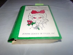 Vintage Tyler Texas Junor League Cookbook Brisket Mexican Casserole Candies 1980 - Picture 1 of 10