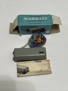 MARKLIN HO INTERRUTTORE REMOTO UNIVERSALE CON FILI E SPINE * #7045 Carta e scatola - Foto 1 di 9