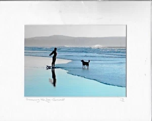 Fotografía Brian Little - Ejercitando al perro, Cornualles - Impresión - UK FREEPOST - Imagen 1 de 2