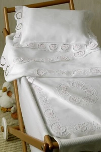 Coperta+Lenzuolo Culla Ricamati a mano in Lino bianco cm. 90x120 - Foto 1 di 9