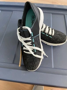 Neu niedrigerer Preis SPENCO KELSEY SNEAKER DAMENGRÖSSE 9M $10,00 Rabatt - Bild 1 von 3