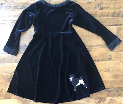 Vestido Pulôver CachCach Preto Veludo com Poodle Costurado Manga Longa Meninas Tamanho 6 - Imagem 1 de 4