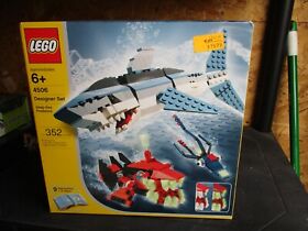 LEGO #4506 DESIGNER SET DEEP SEA PREDATORS 352 PCS.