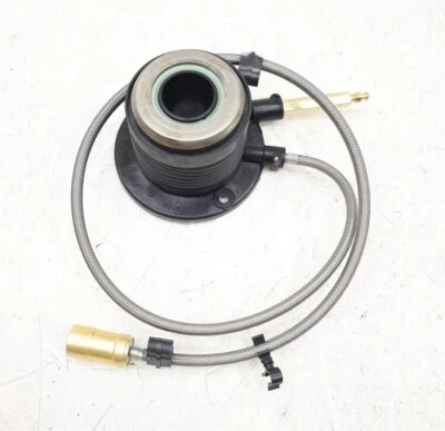NEW OEM GM Clutch Slave Cylinder 24264179 Chevrolet Cadillac GMC 2001-2002 - Image 1 of 4