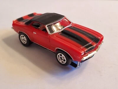 CAMARO CONV. ROJO/NEGRO ST, ULTRA G, HO TJET SLOT CAR, CROMO CRAIGS NEUMÁTICOS NUEVOS Foto 1 de 4
