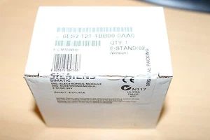 Siemens Simatic SC module 2 DI DC 24V 6ES7121-1BB00-0AA0 BOX WITH 8 PIECES - Picture 1 of 1