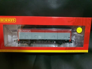 Hornby R60098 Railfreight VDA Van in red and grey No.210396 BNIB - Picture 1 of 2