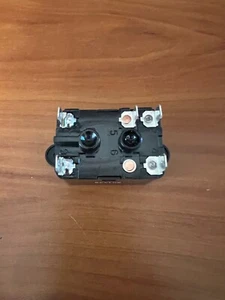 Contactor de relé de conmutación Mars JARD 92372 120V - Imagen 1 de 4