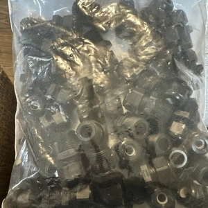 HUMMEL 1209380171 Outlet Fittings Nema Type 4 4X6 HSK-K NPT 3/8 (50 Per Bag) - Picture 1 of 4
