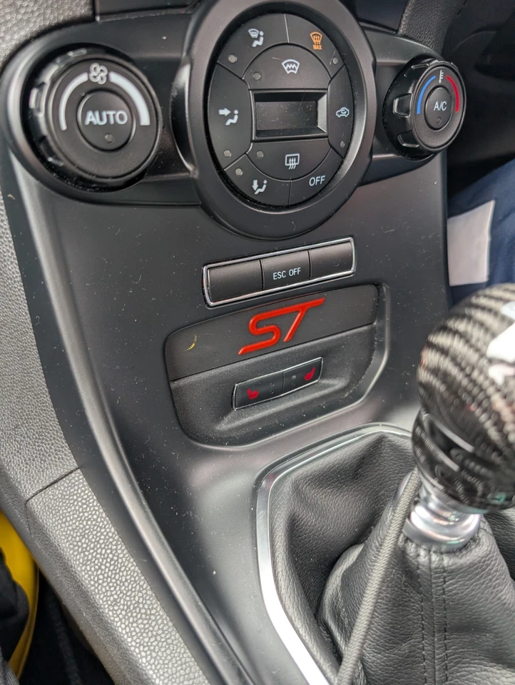 Ford Fiesta mk7 Cubby Hole Cover - Image 1 of 1