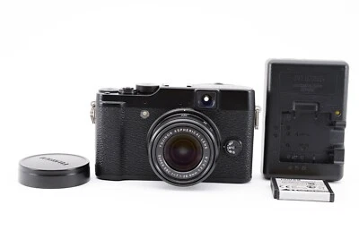 READ Fujifilm X Series X10 12.0MP Digital Camera Black From JAPAN - Image 1 of 4