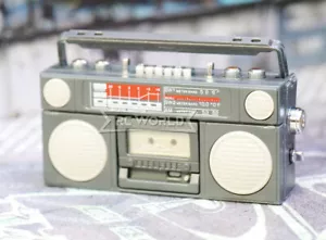 RC 1/10 Scale RADIO BOOMBOX Retro -BLACK- - Picture 1 of 12