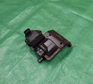 1996-2005 GM Ignition Coil With Module 4.6L 5.7L 12568466 - Picture 1 of 6