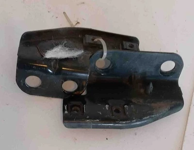 Silverado 2500HD 2007 estilo clásico guardabarros diestro y derecho soportes usados OEM Foto 1 de 4